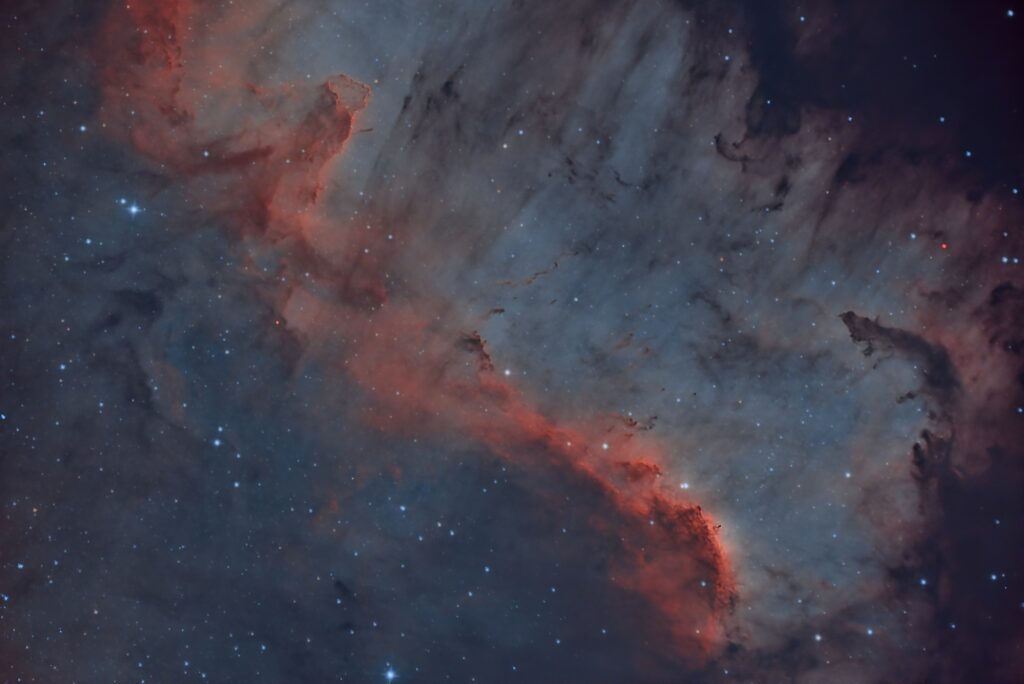 Nebulosa Nord America NGC7000 'muro del Cigno' nel Cigno